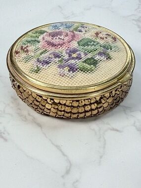 Mondaine Petit Point Vintage Mirrored Powder Compact